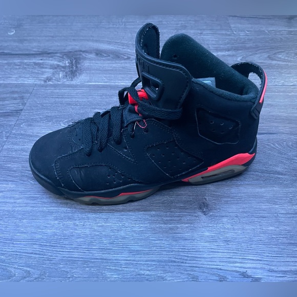 Used Jordan Retro 6 infrared - Picture 2 of 7